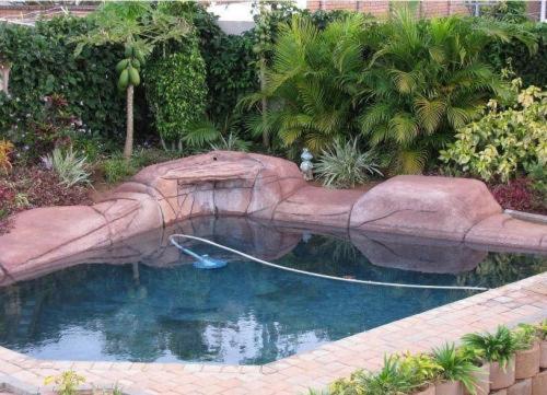 Avalon Guest House Amanzimtoti Esterno foto