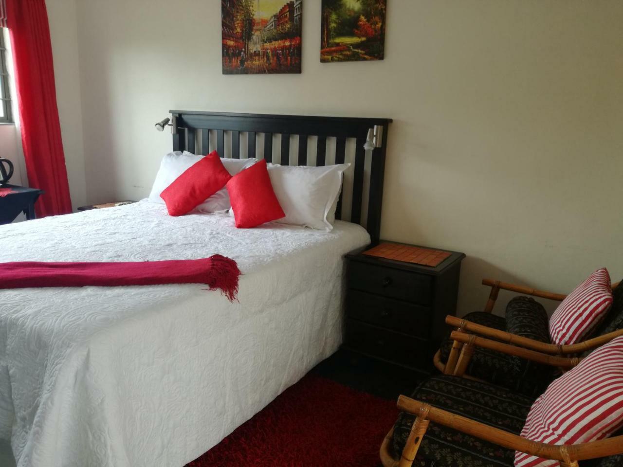 Avalon Guest House Amanzimtoti Esterno foto
