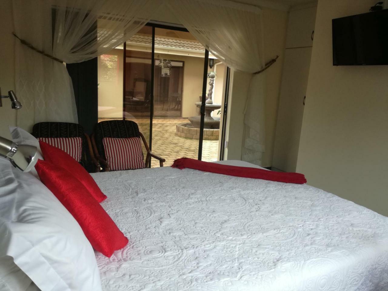 Avalon Guest House Amanzimtoti Esterno foto